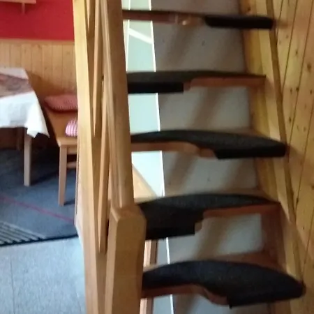 Апартаменты Tihsies *