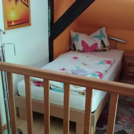 Tihsies Apartment *